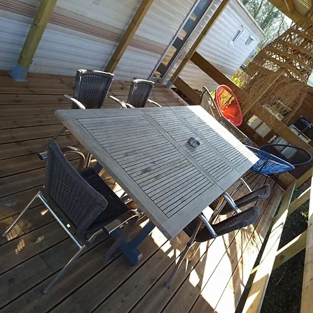 Magnifique Mobil Avec Terrasse Couverte Camping